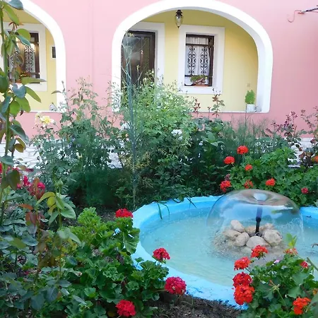 Antigoni's Acharavi (Corfu)